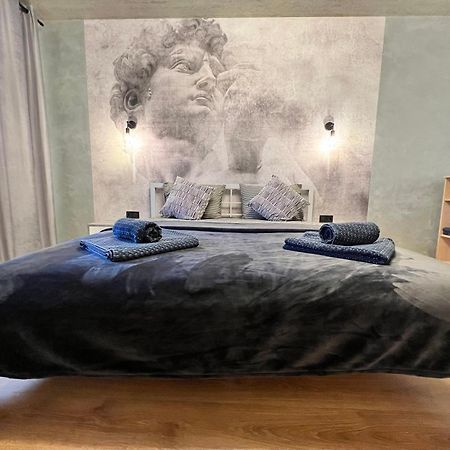 Gold Apartment Vysochana18 Iwano-Frankiwsk Zewnętrze zdjęcie