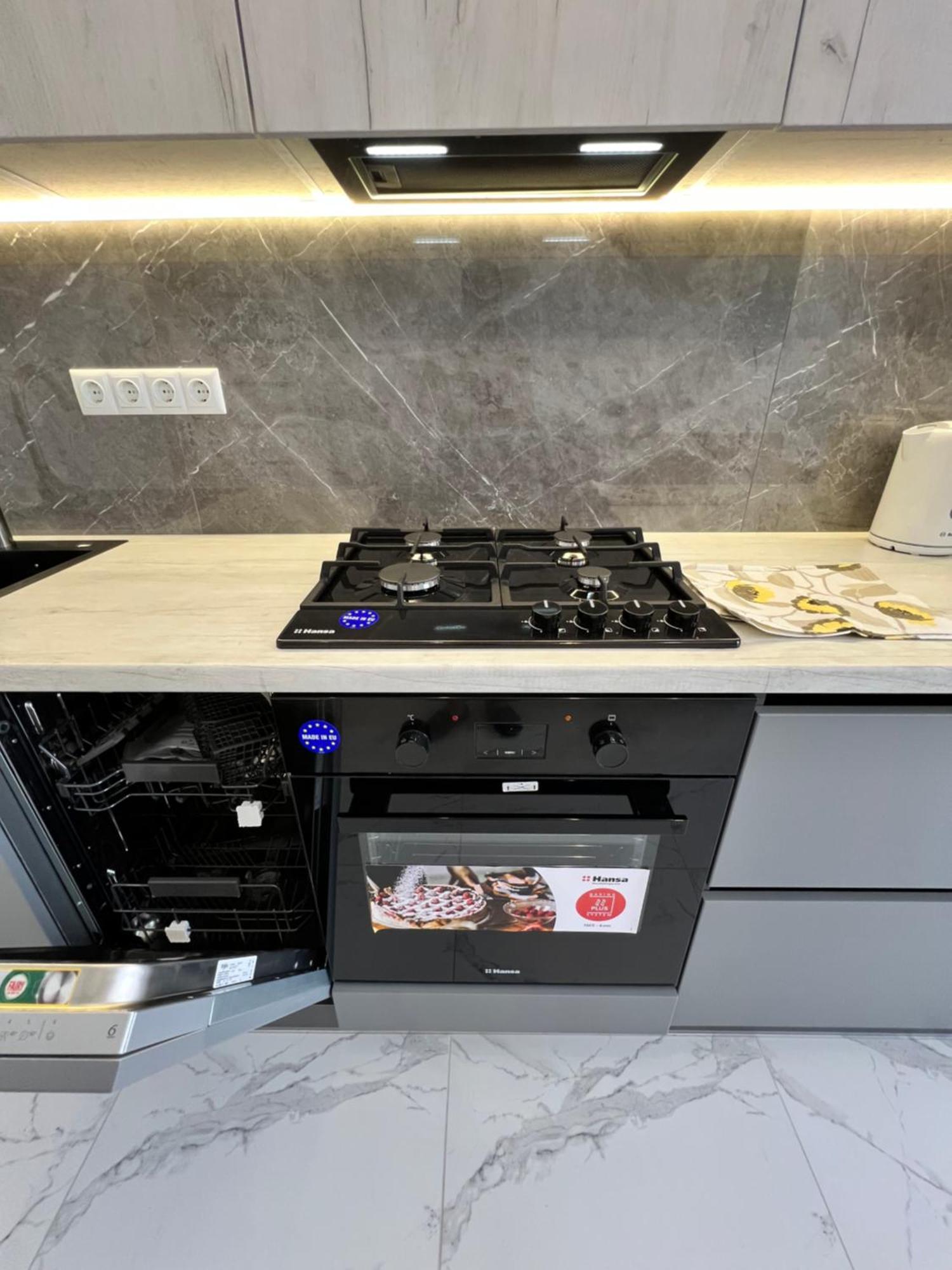 Gold Apartment Vysochana18 Iwano-Frankiwsk Zewnętrze zdjęcie